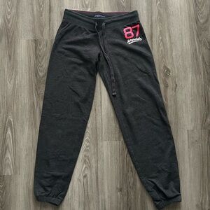 2/10 ✨Aeropostale Black Joggers with Pink Accents